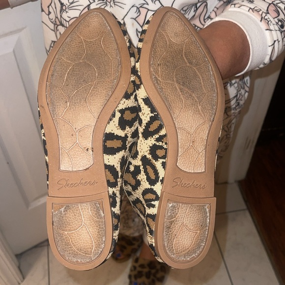 Skechers Air Cooled Memory Foam - Picture 4 of 6